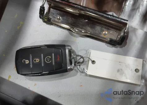 2020 Ram 1500 Big Horn z USA, uszkodzony, nr VIN 1C6SRFFT7LN407198